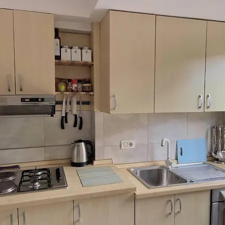 A Small Gem In The Bllok *