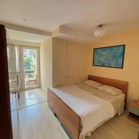 Apartmán A Small Gem In The Bllok *