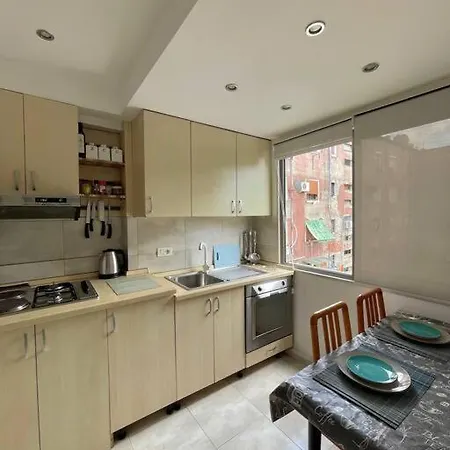 A Small Gem In The Bllok Apartmán