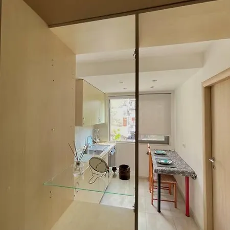 شقة A Small Gem In The Bllok تيرانا